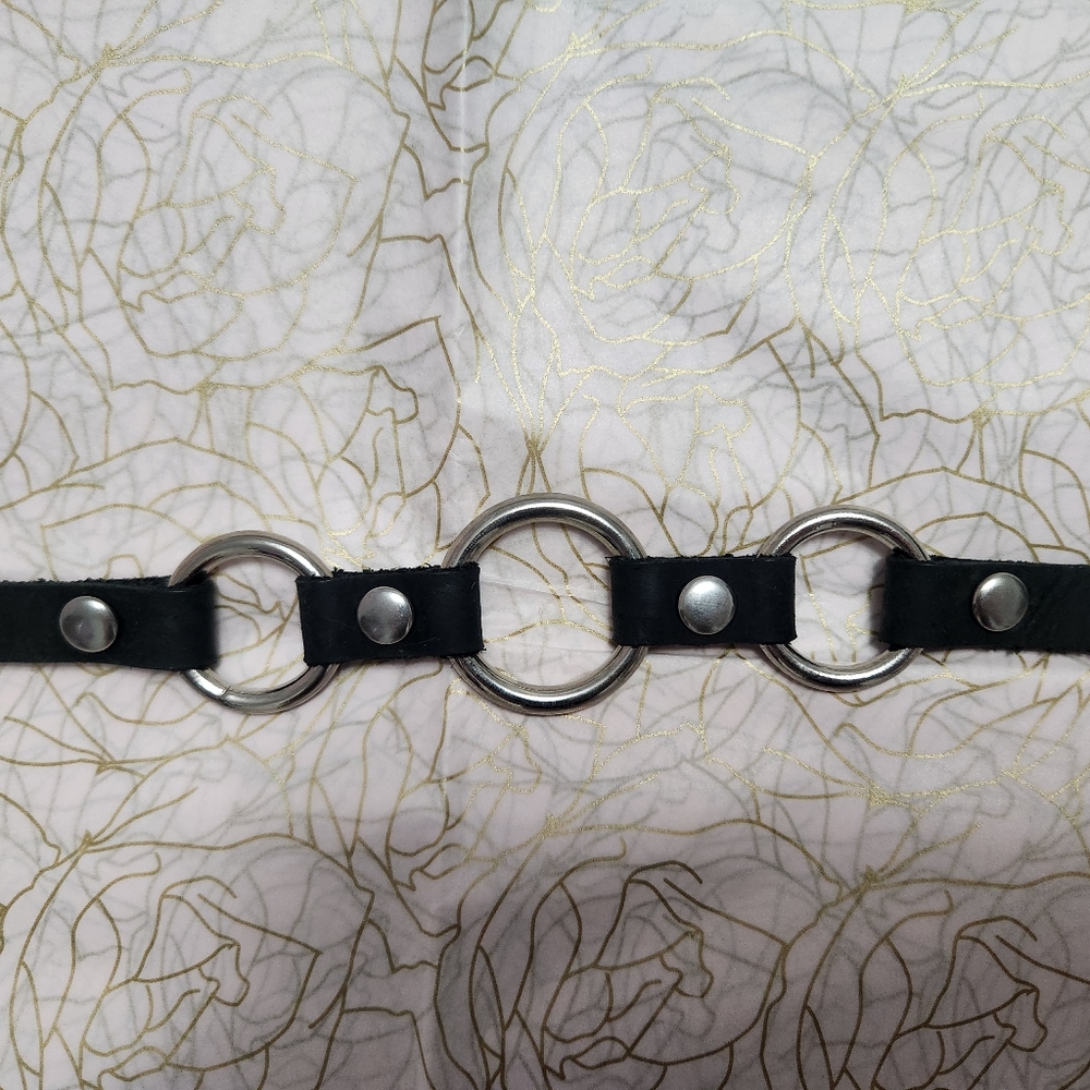 Handmade Real Leather Black Silver O-Ring Choker - Picture 11 of 14